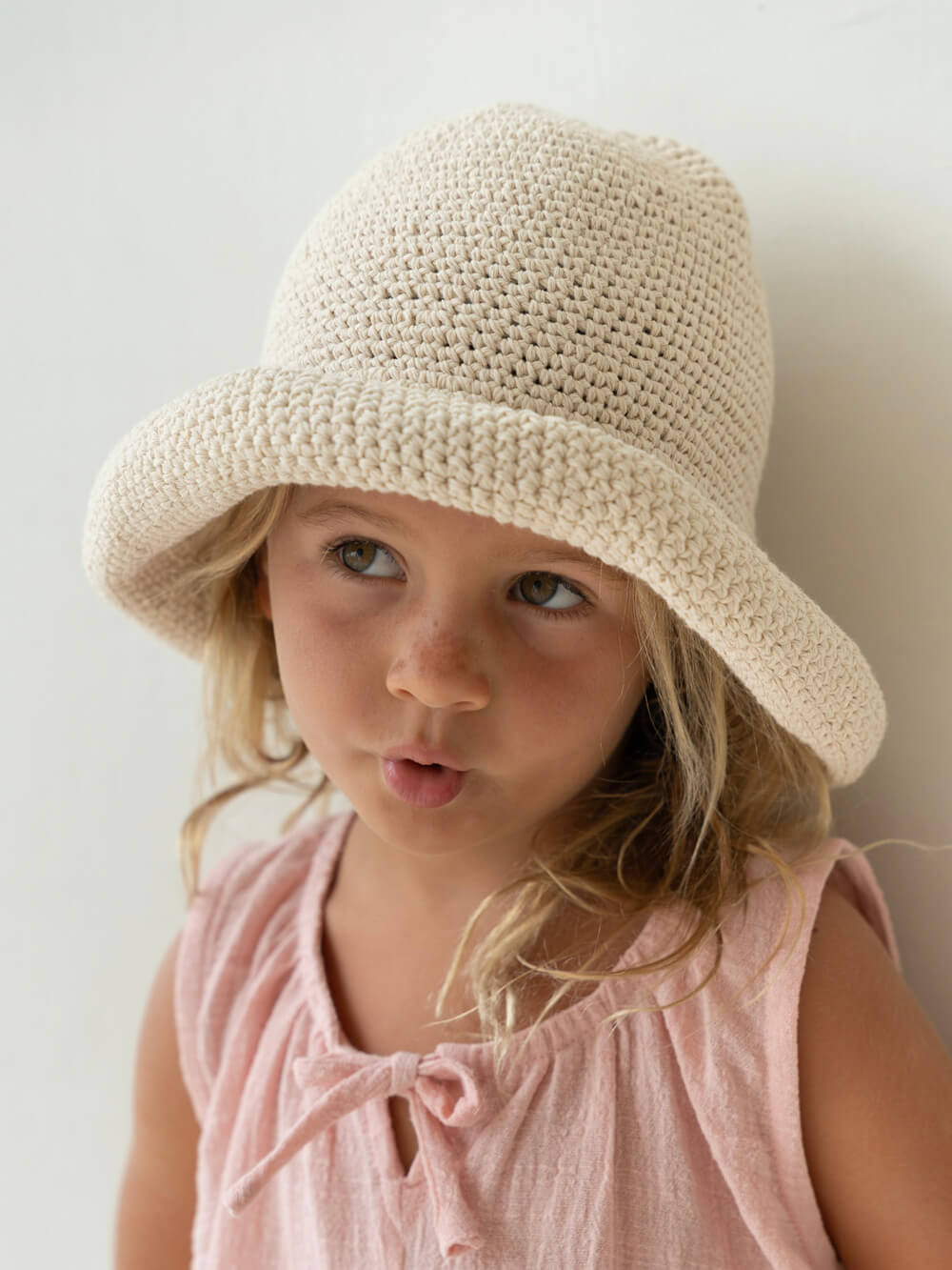 Crochet Bucket Hat - Ecru