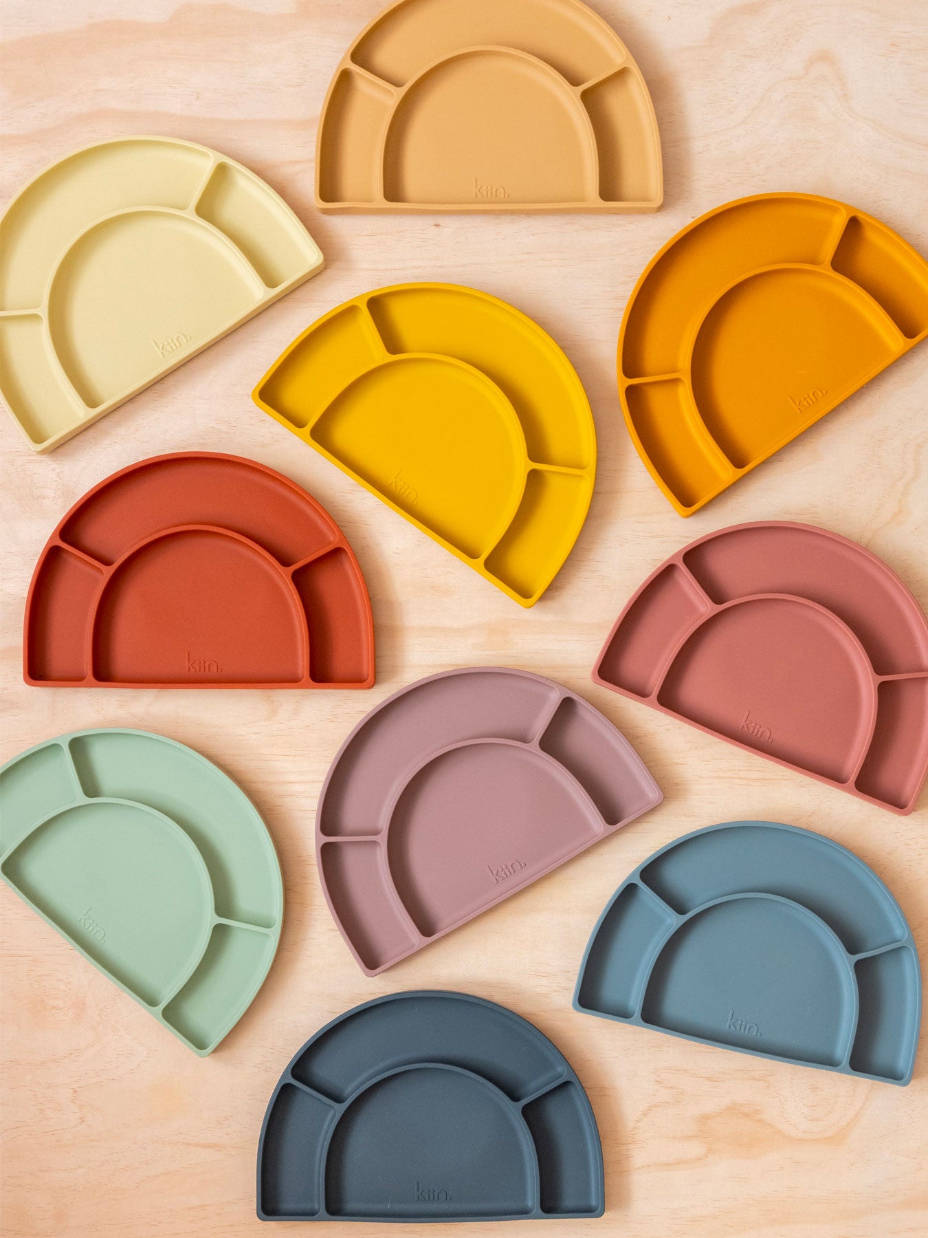 Silicone Divided Plate - Tan